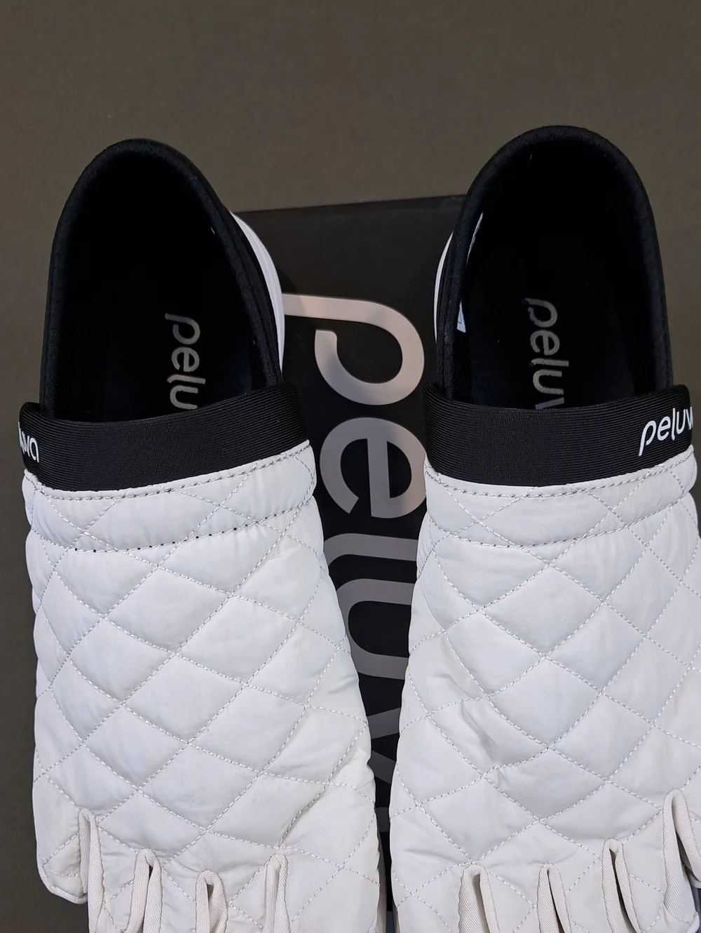 Peluva Men's Zen Active Slip-On - Color: Ivory / White - Size: 10